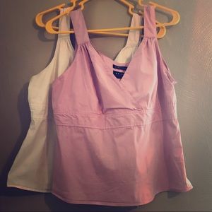 💖 2 TOPS! 1 Purple and 1 White tank tops 💖